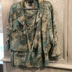 2-Piece Green/Beige Blouse